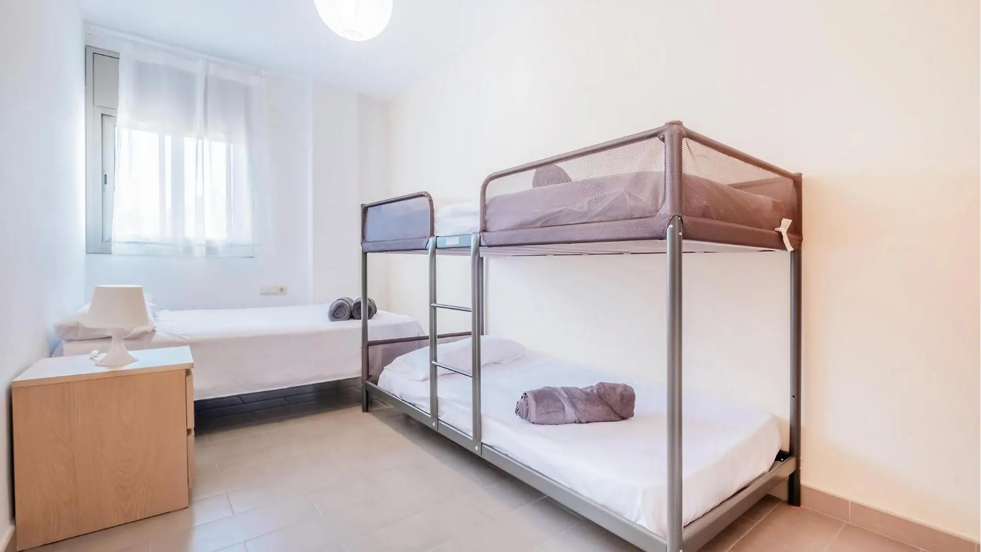 Holiday home 4 Bedroom Amazing Home In Cabra Del Camp Aiguamurcia