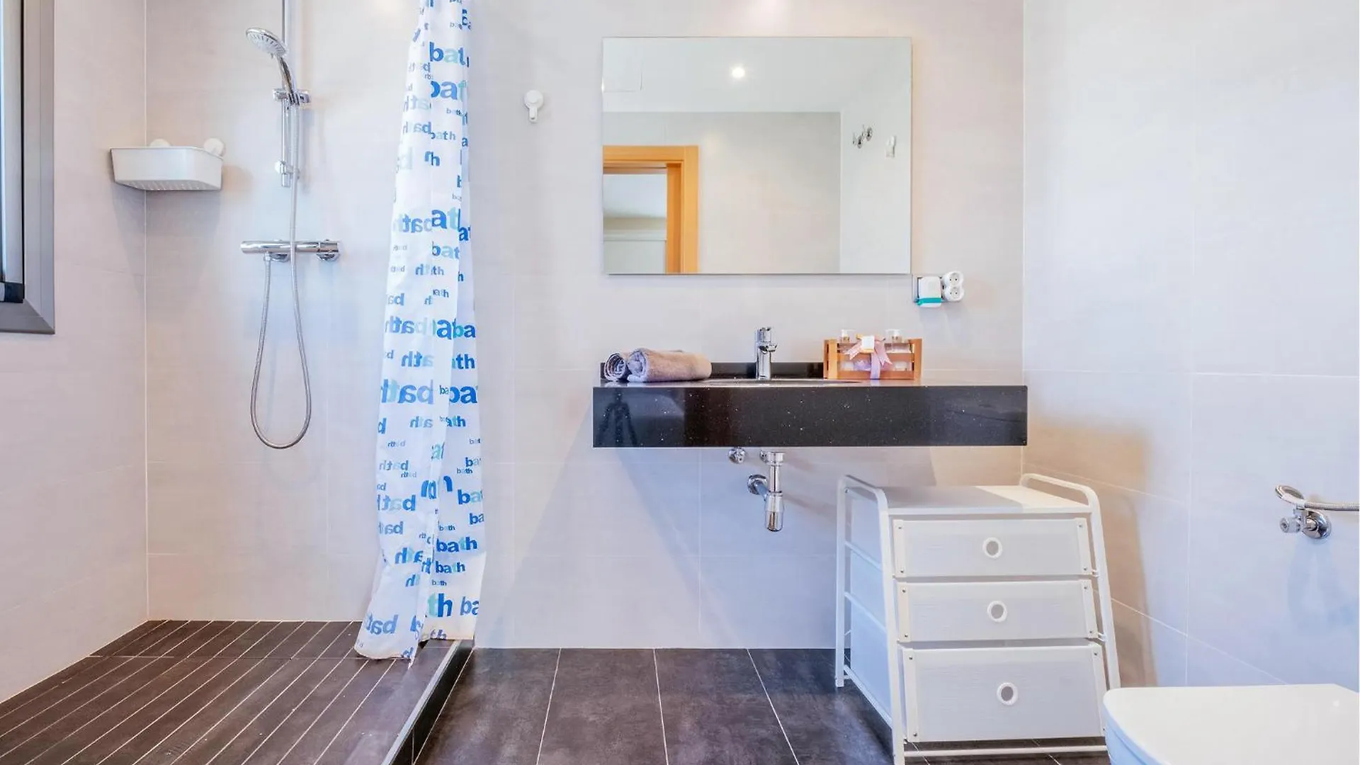 Holiday home 4 Bedroom Amazing Home In Cabra Del Camp Aiguamurcia Spain